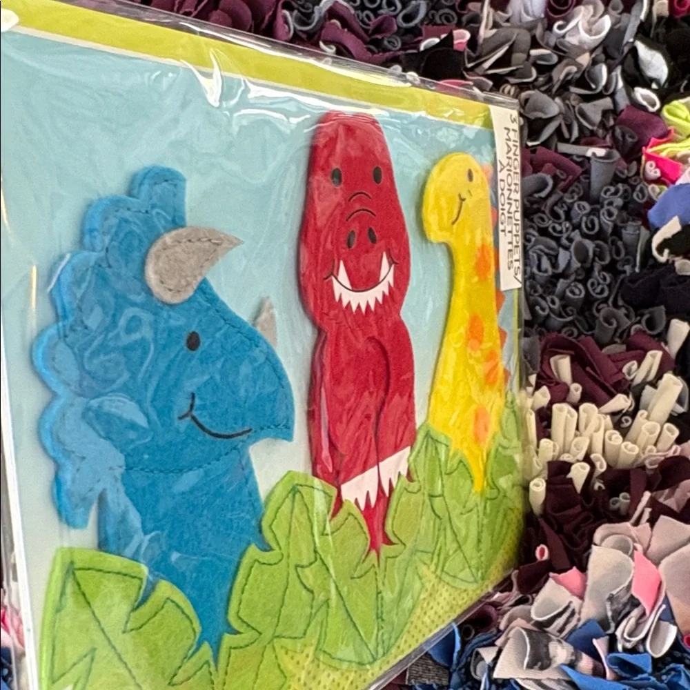 🆕Papyrus Kids Finger Puppet Birthday Card